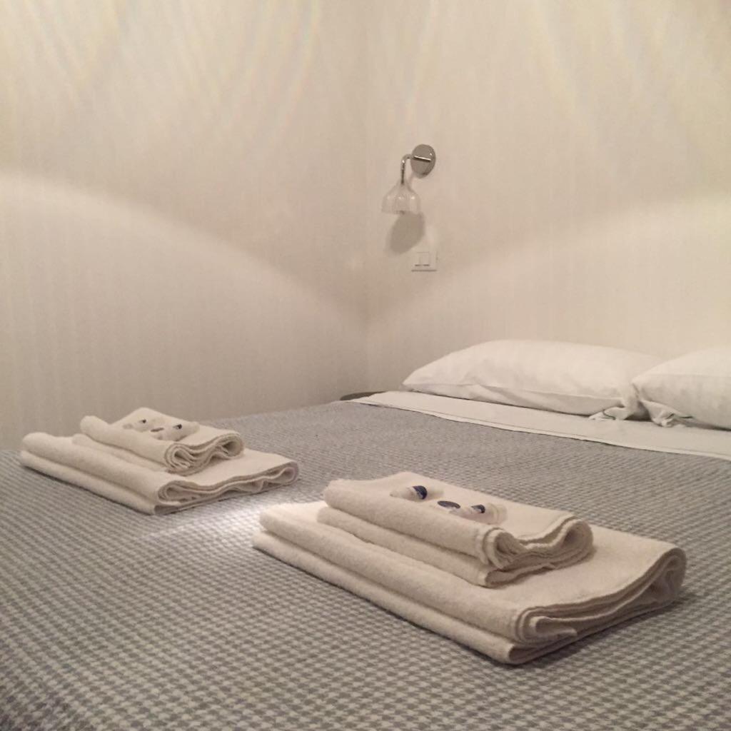 Camere Nicolina 2 เวอนาซซา ภายนอก รูปภาพ